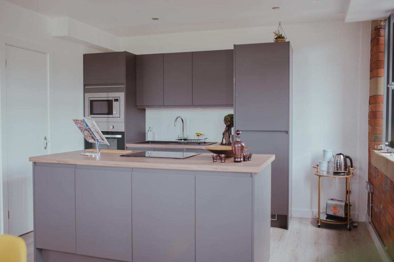 Bv Luxury Apartment Penthouse Conditioning House Bradford  Exterior photo